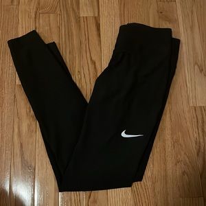 NIKE Leggings
